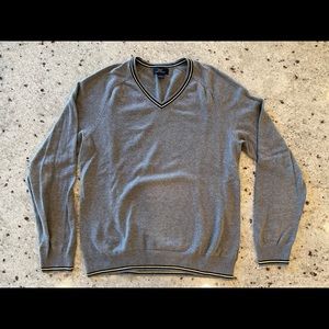 Brooks Brothers 346 V-Neck Cotton Sweater